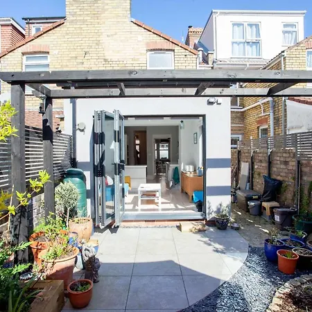 Nyaraló Stylish And Modern 2 Bedroom House - Bedminster *